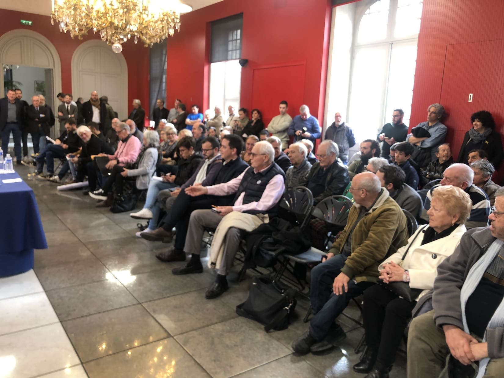 Une trentaine de personnes en mairie pour le dévoilement du programme. Crédit. Photo GG