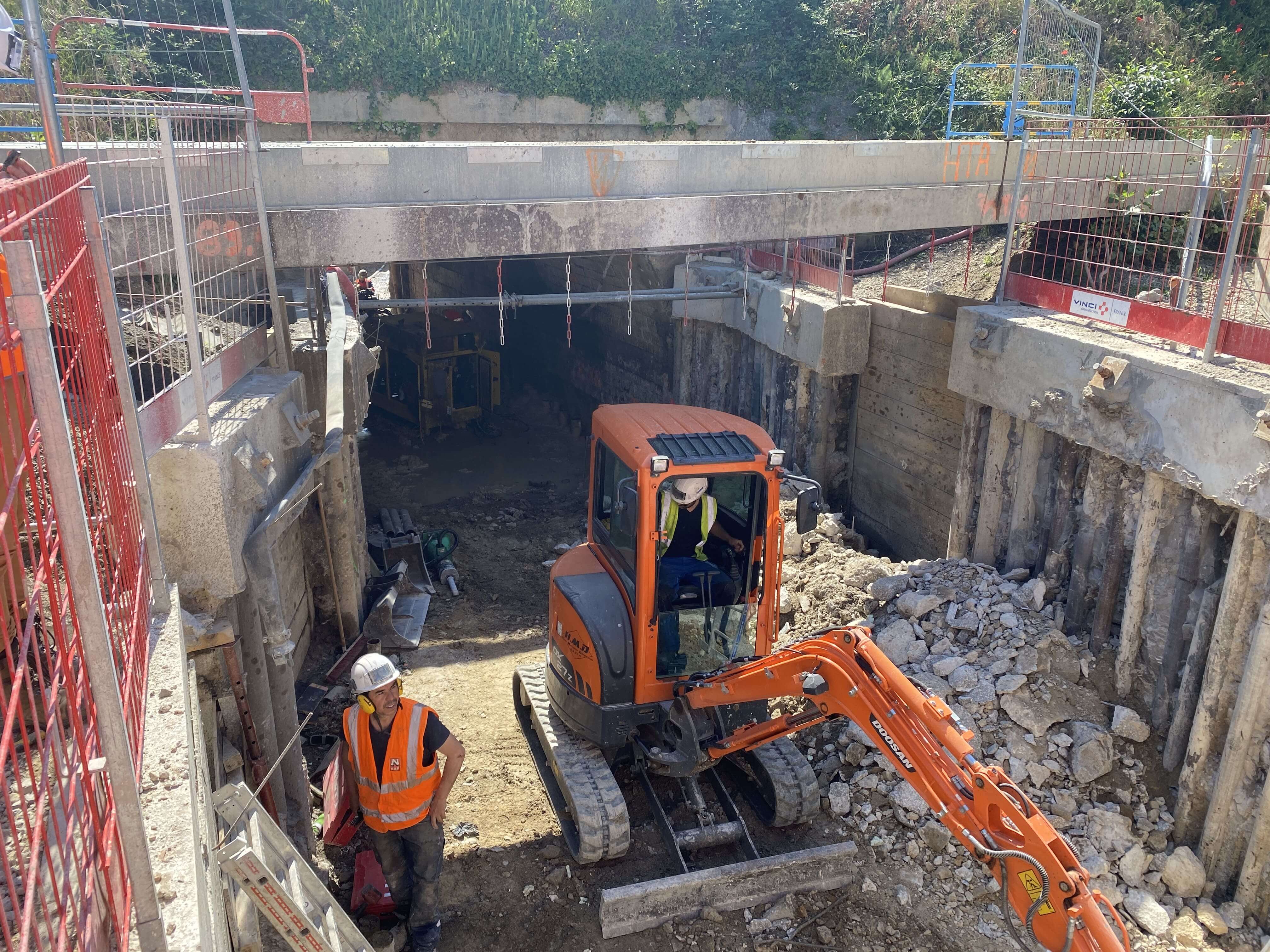 Chantier_tunnelier_SNCF_cadereau_Uzès_-_Crédit_Nîmes_Métropole_1_1.jpg