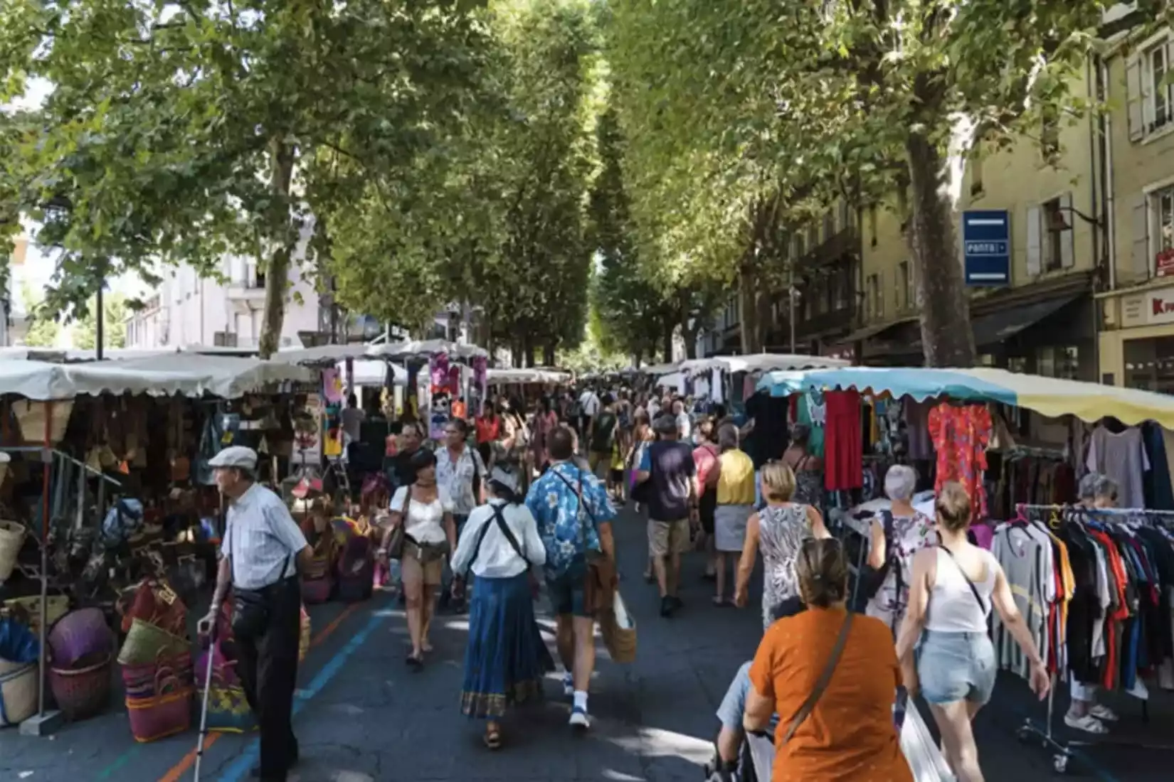 Foire annulé chaleurs canicule report alerte rouge