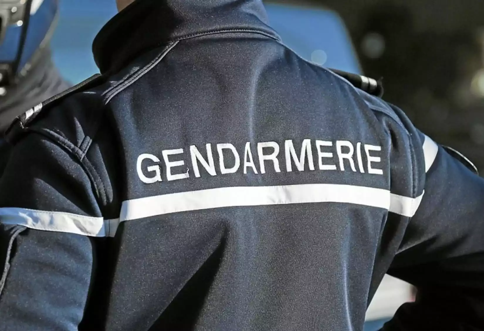 voiture volée course poursuite gendarme homme Vigan 