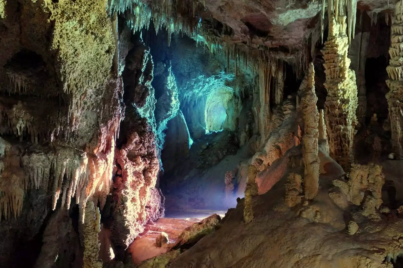 Gard Grotte Réouverture Activité 