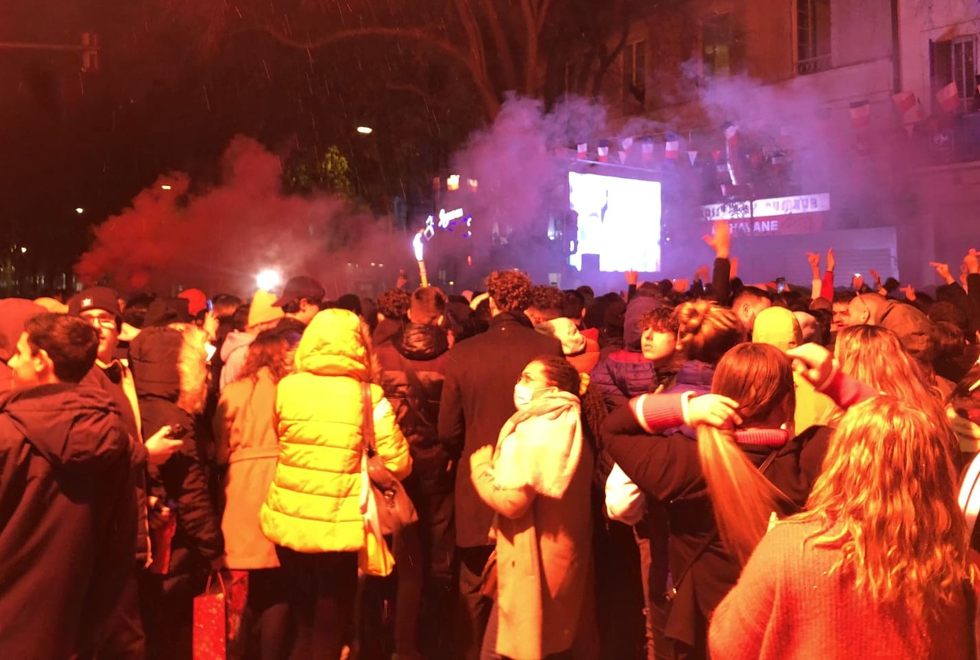 soiree_foot_france_argentine_nimes_victor_hugo_lereveildumidi