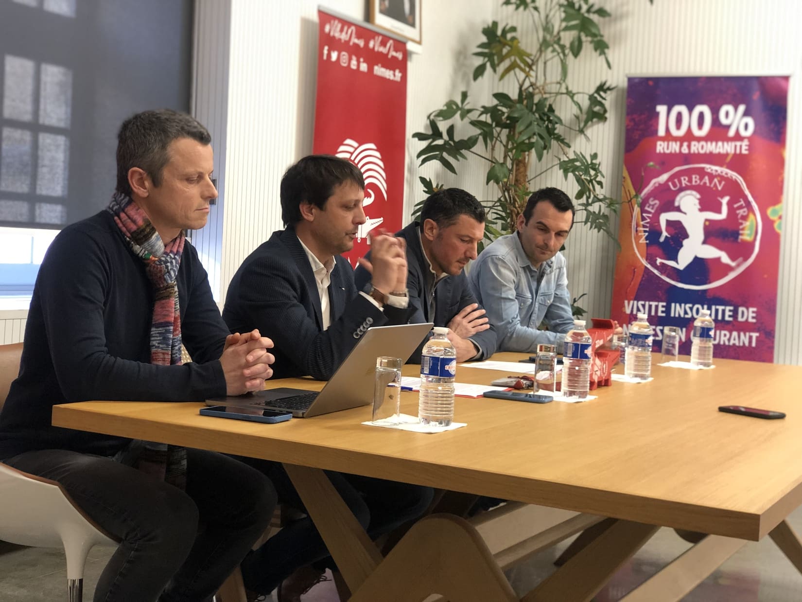 La conférence de presse du NUT a eu lieu ce lundi 6 février à l'Hôtel de Ville de Nîmes. Crédit photo : GG