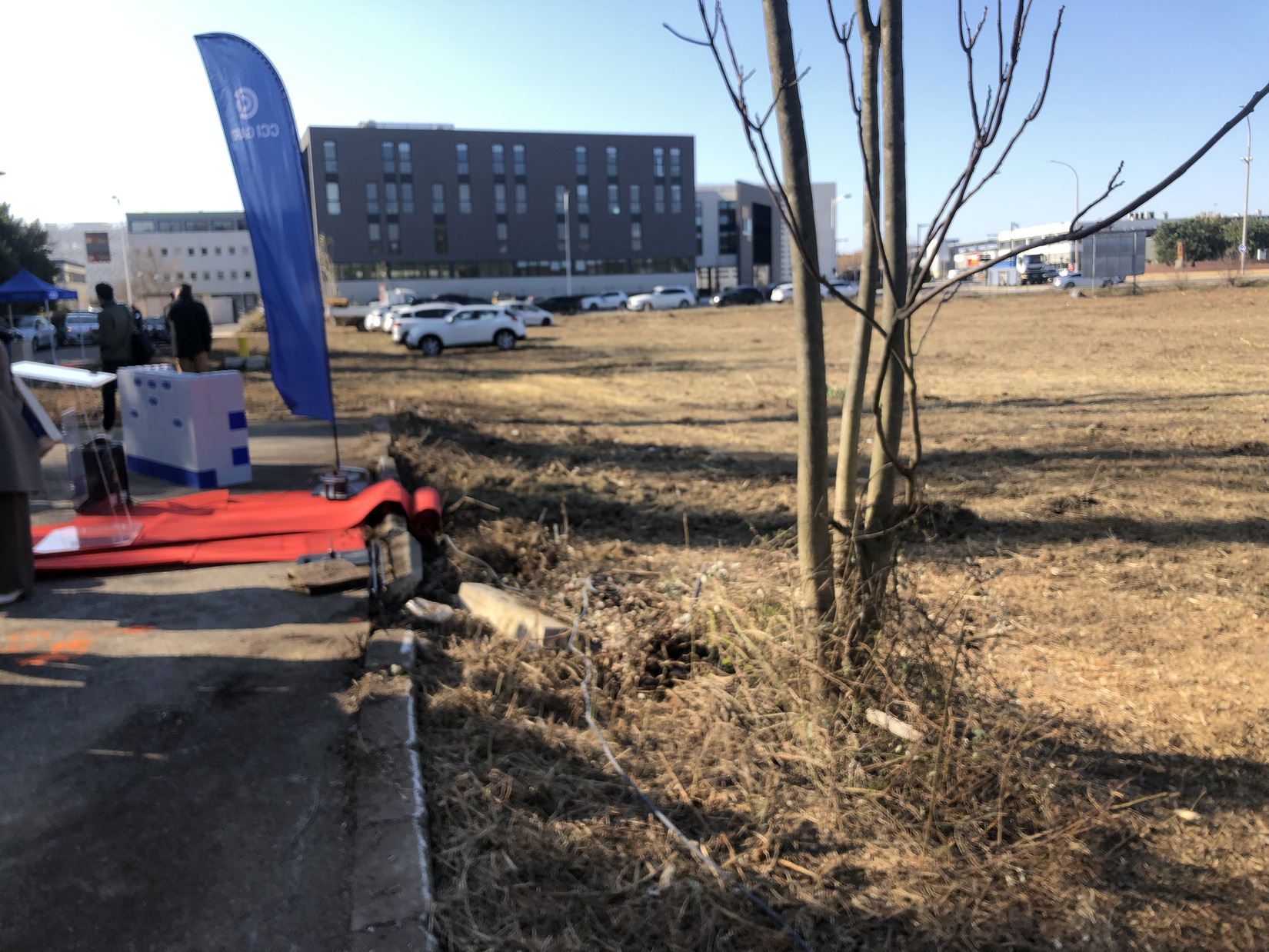 Le terrain sur lequel la Maison de l'entreprise sera construite. Crédit photo : GG