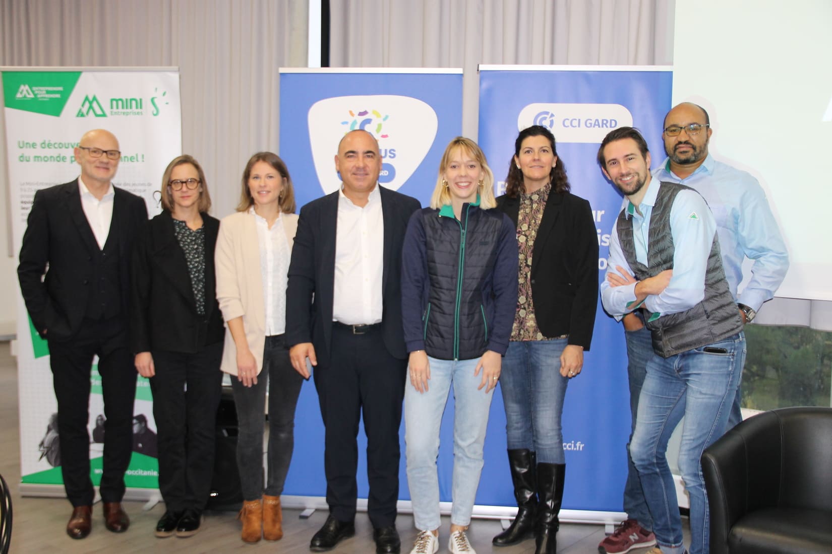 Bernard Michel, directeur Campus CCI Gard, Philippe Maheu, DASEN du Gard et Margot Champel, responsable RH à la Direction Régionale Sud-Avignon de Leroy Merlin ainsi que des élus CCI Gard étaient présent pour le lancement de la semaine. Crédit photo : Courtoisie CCI