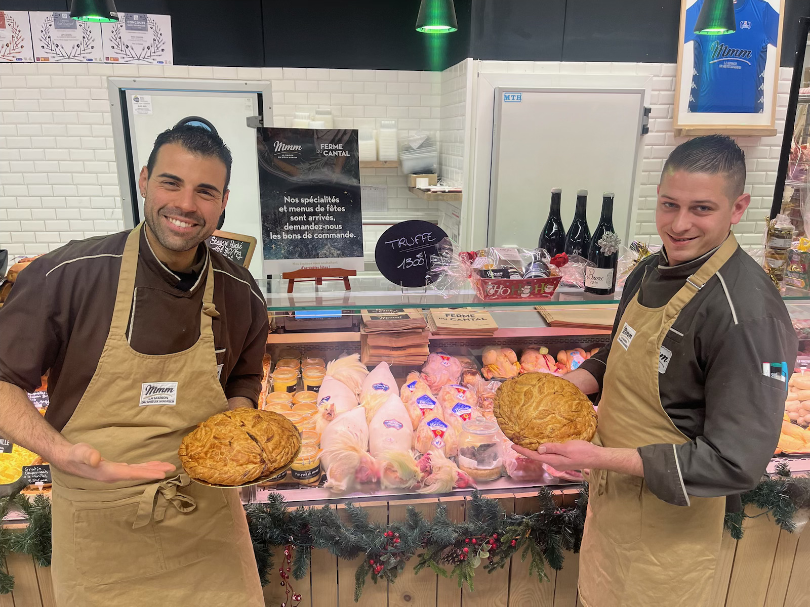 Thibault et vous accueillent au rayon boucherie de l'épicerie fine. Crédit photo : courtoisie