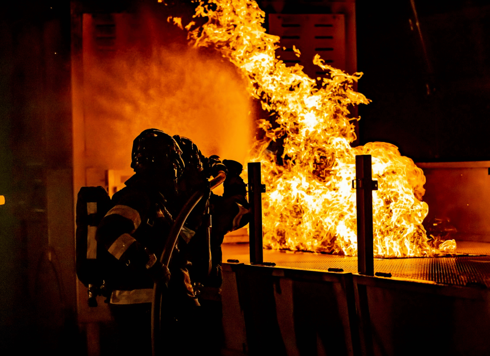 Incendie Immeuble Feu Alès Gard Pompier 