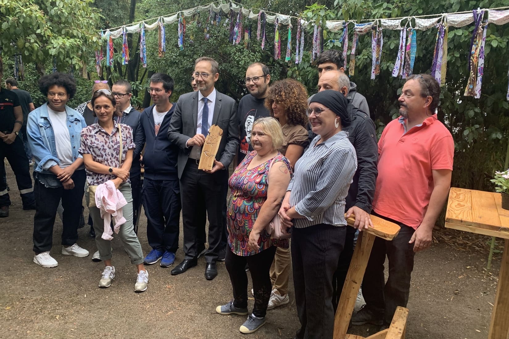 Jardin préfecture inauguration agents prefet Gard