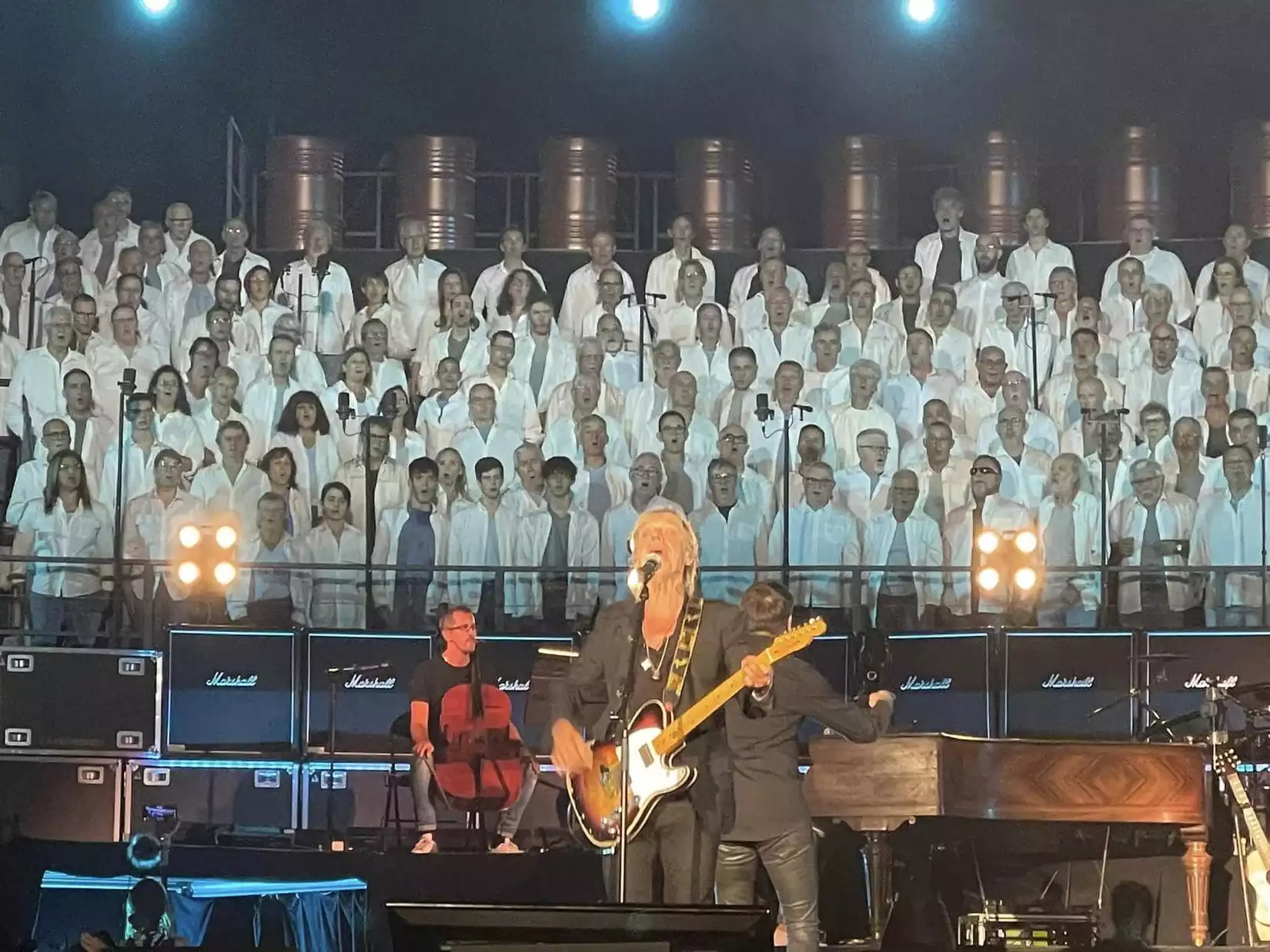 Fous Chantants, Jean-Louis Aubert, Téléphone, Alès, choristes, concert