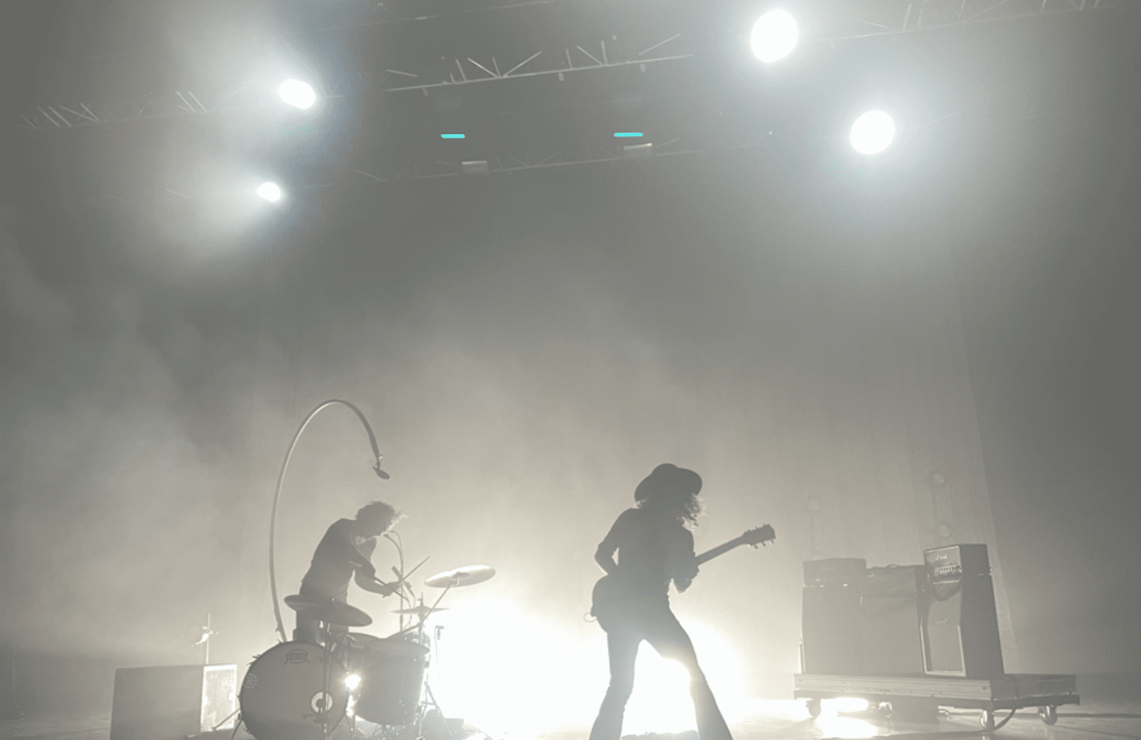 Concert Salle Nîmes Gard Rock Musique Ambiance Evènement