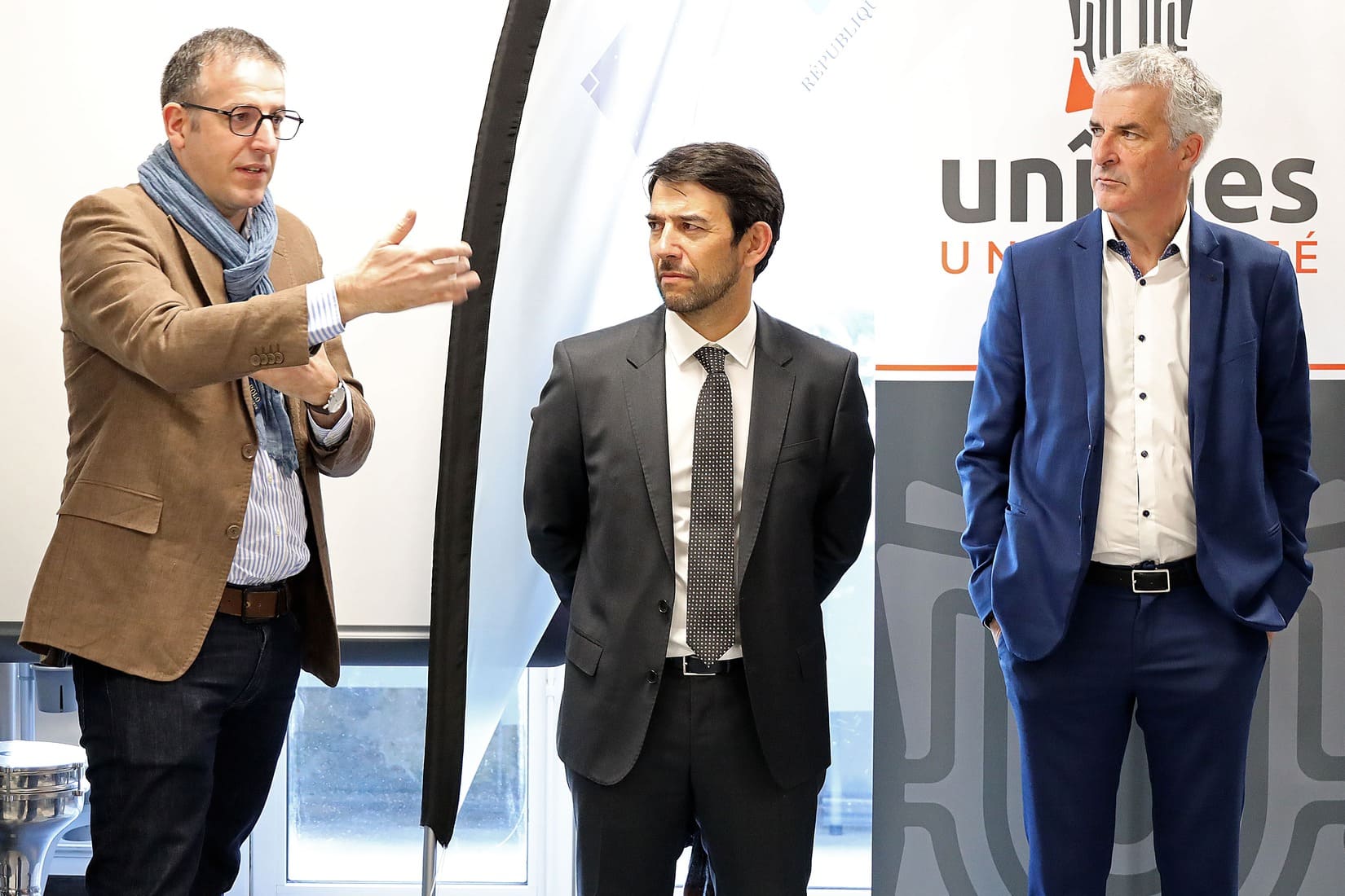 Unîmes Nicolas Font Benoit Roig et Fabrice Verdier remise diplomes secrétaires mairie le réveil du midi gard