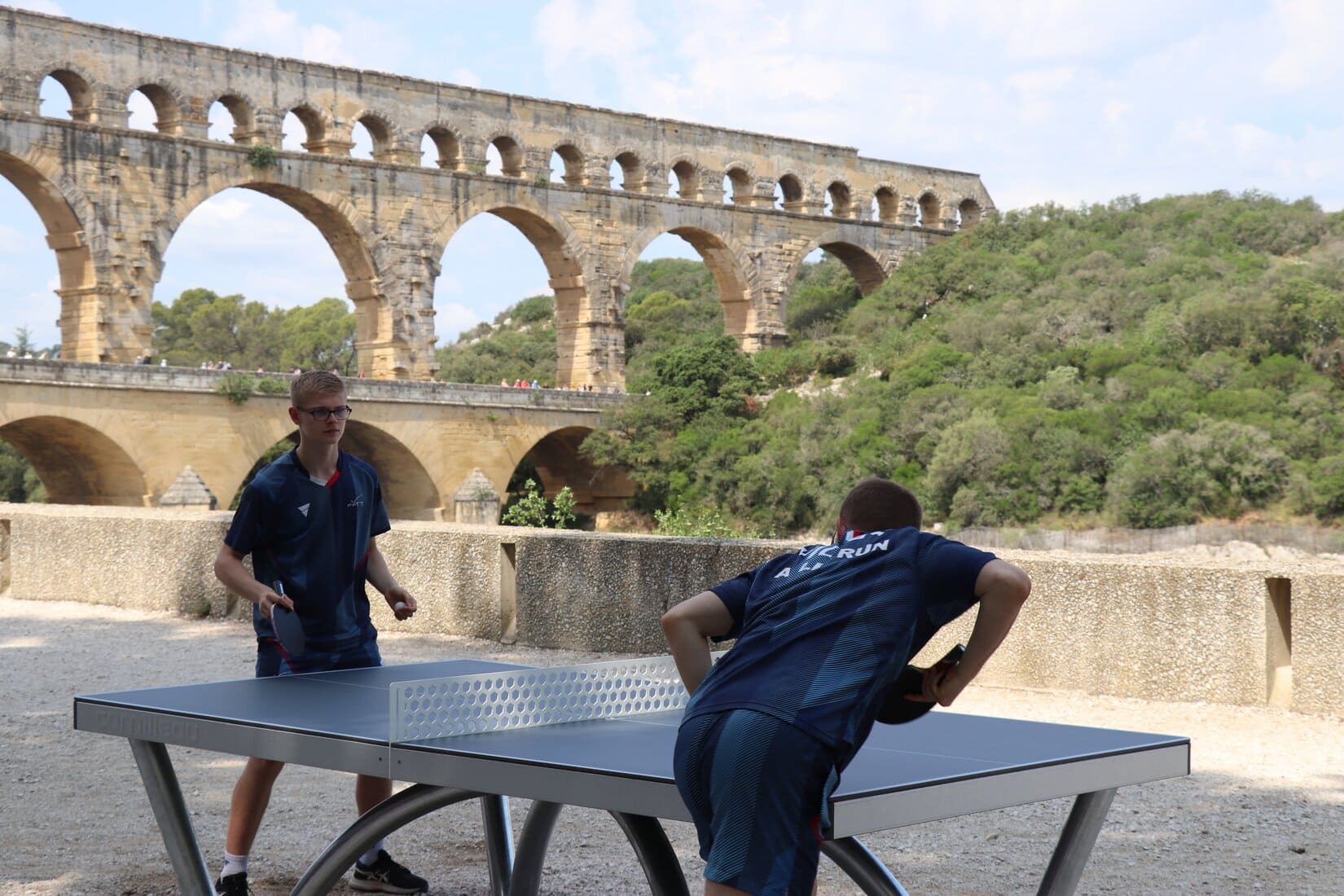 ping pong pont du gard sport collège