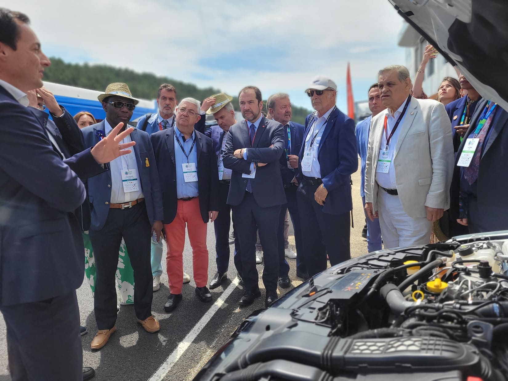 Alès rencontre internationale des véhicules écologiques environnement événement rendez vous prince de monaco albert II