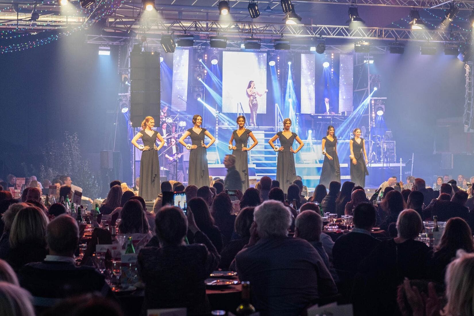 Alès miss couronne reine de beauté soirée gala