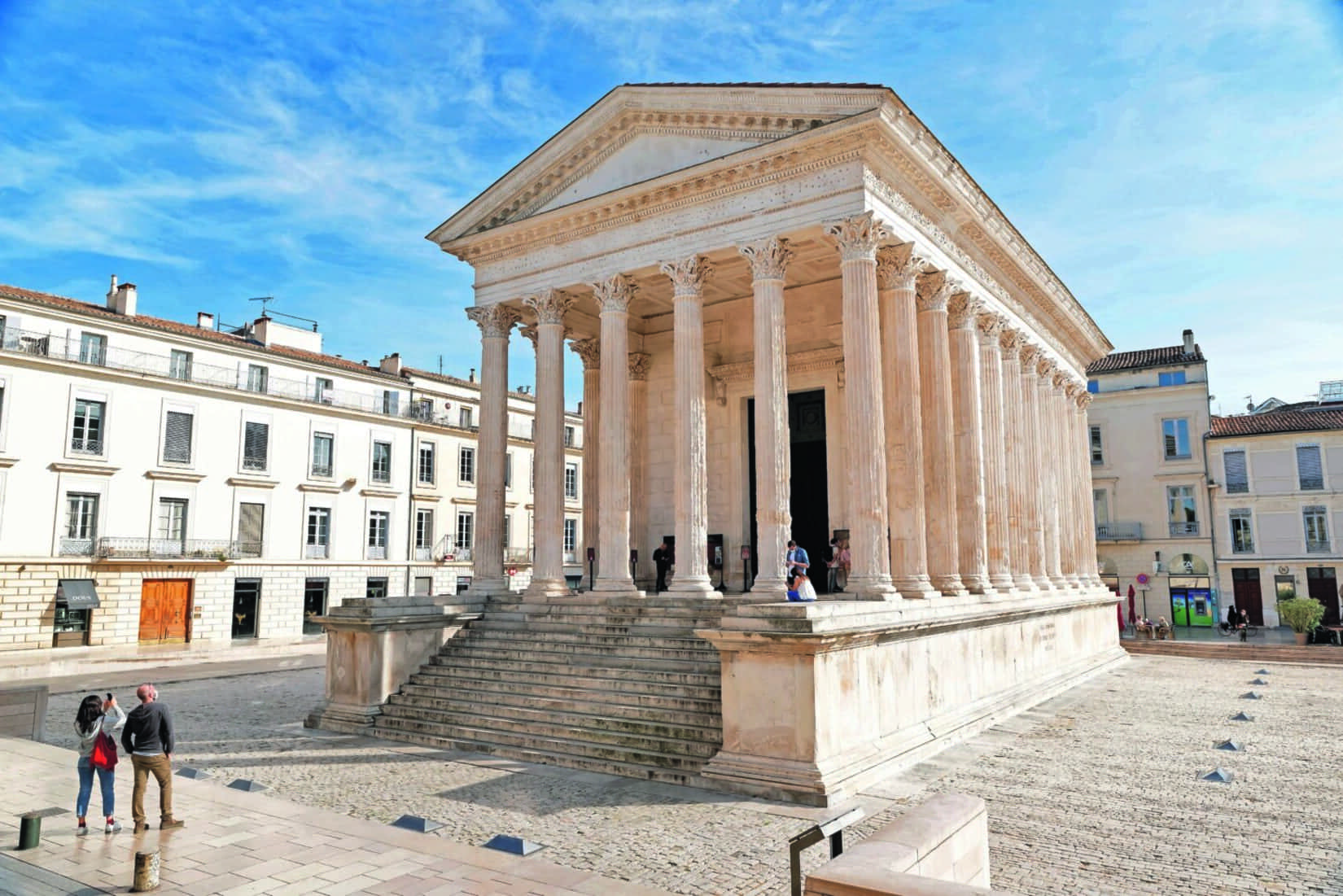 soirée soutien maison carrée unesco Nîmes