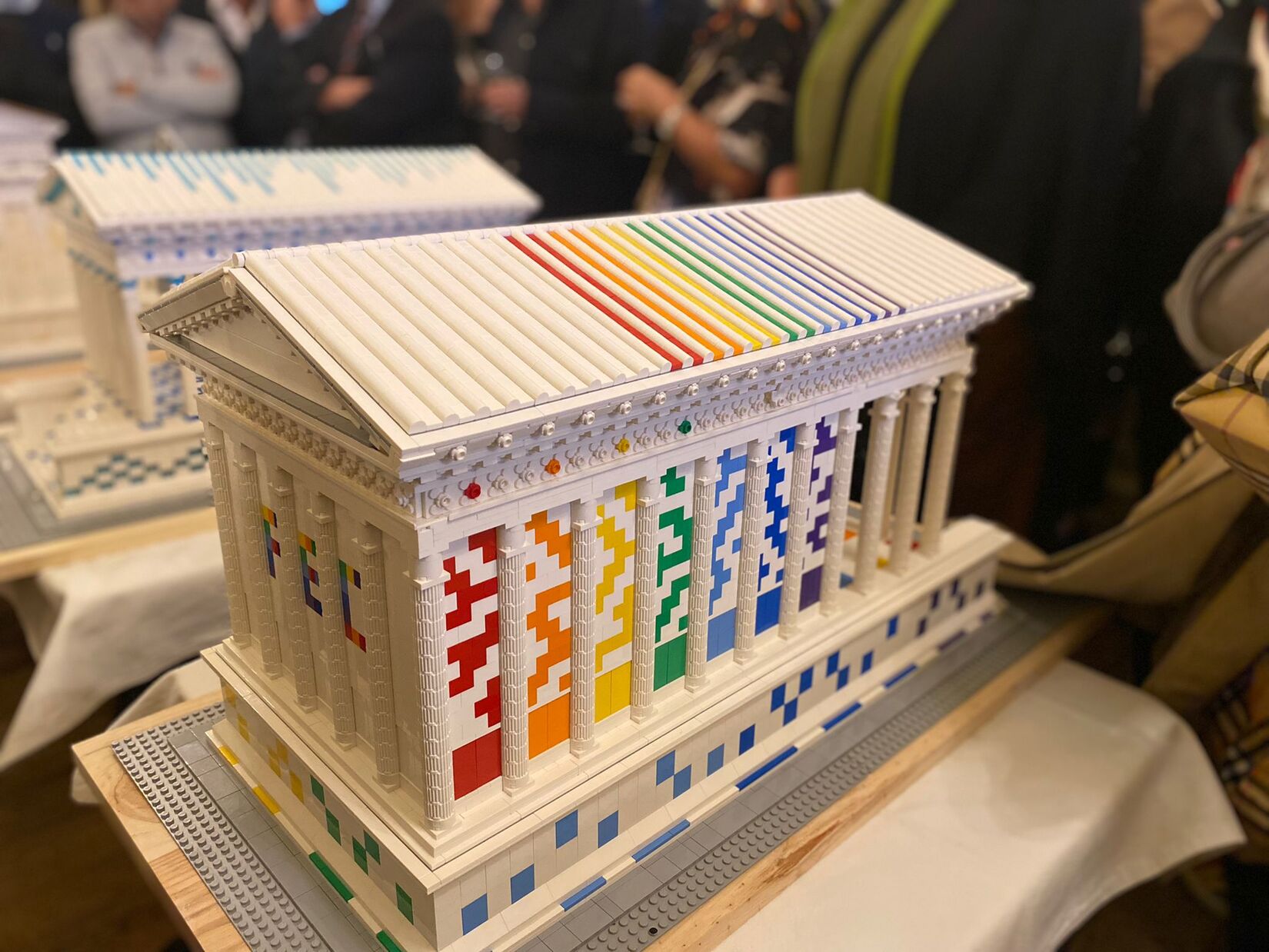 maisoncarreelego_nimes_napoleon_maisoncarree_unesco_reveildumidi_jeromefesquet_construction_lego_reveildumidi