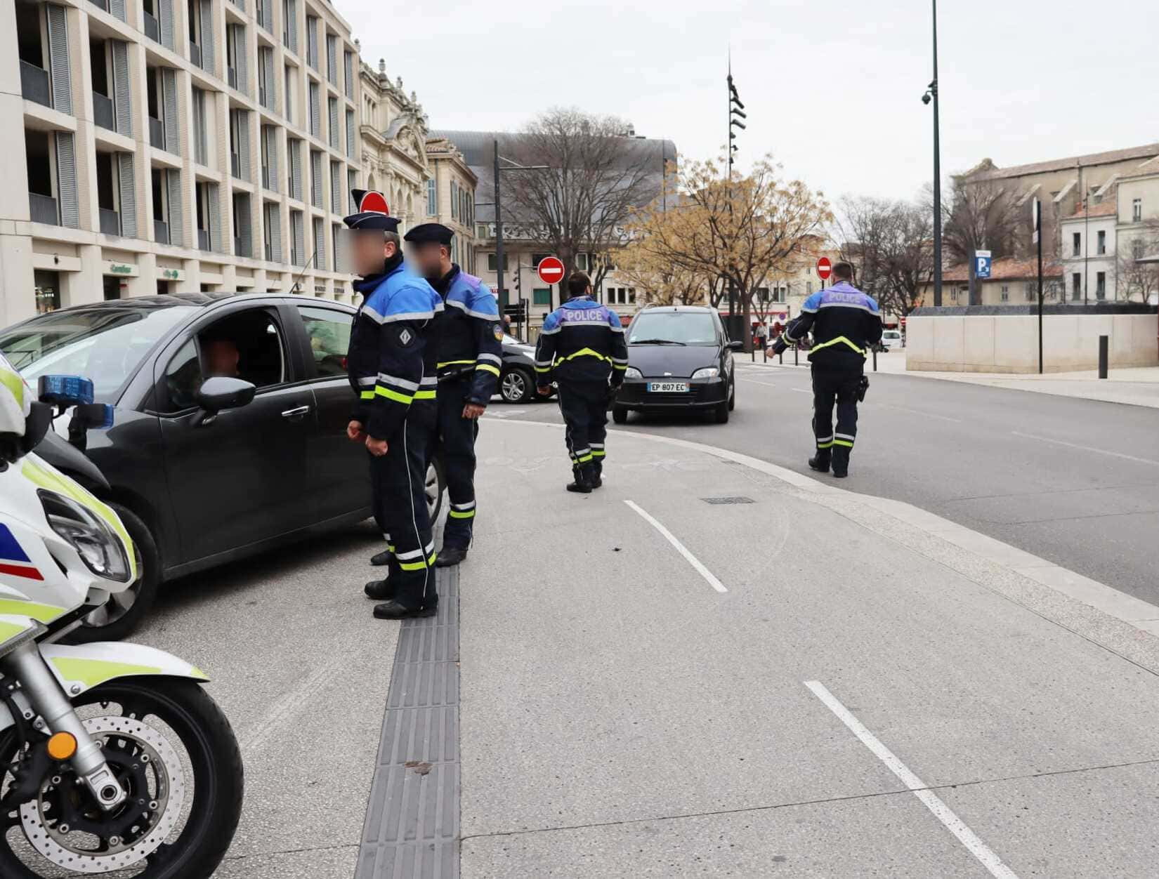 Police Gendarme Contrôle Routier Contraventions