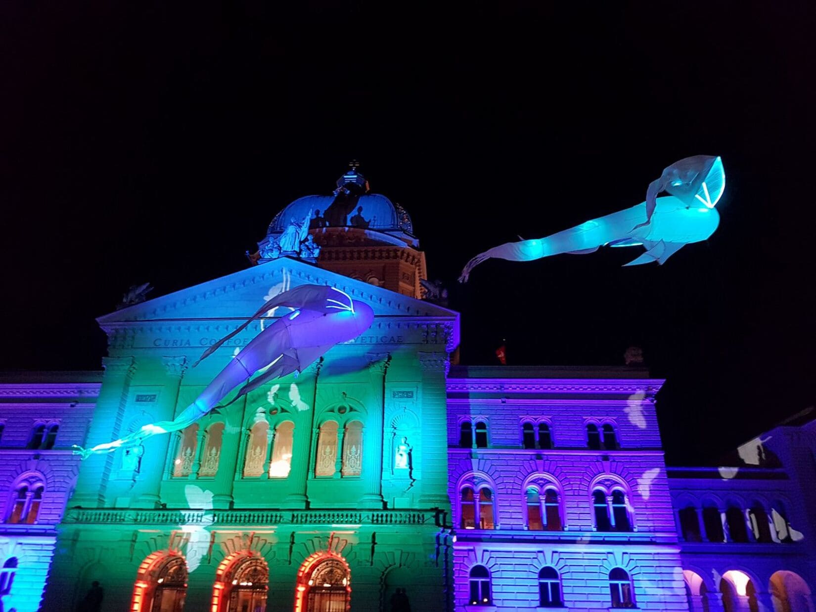 Nîmes : Les créatures lumineuses de la compagnie 