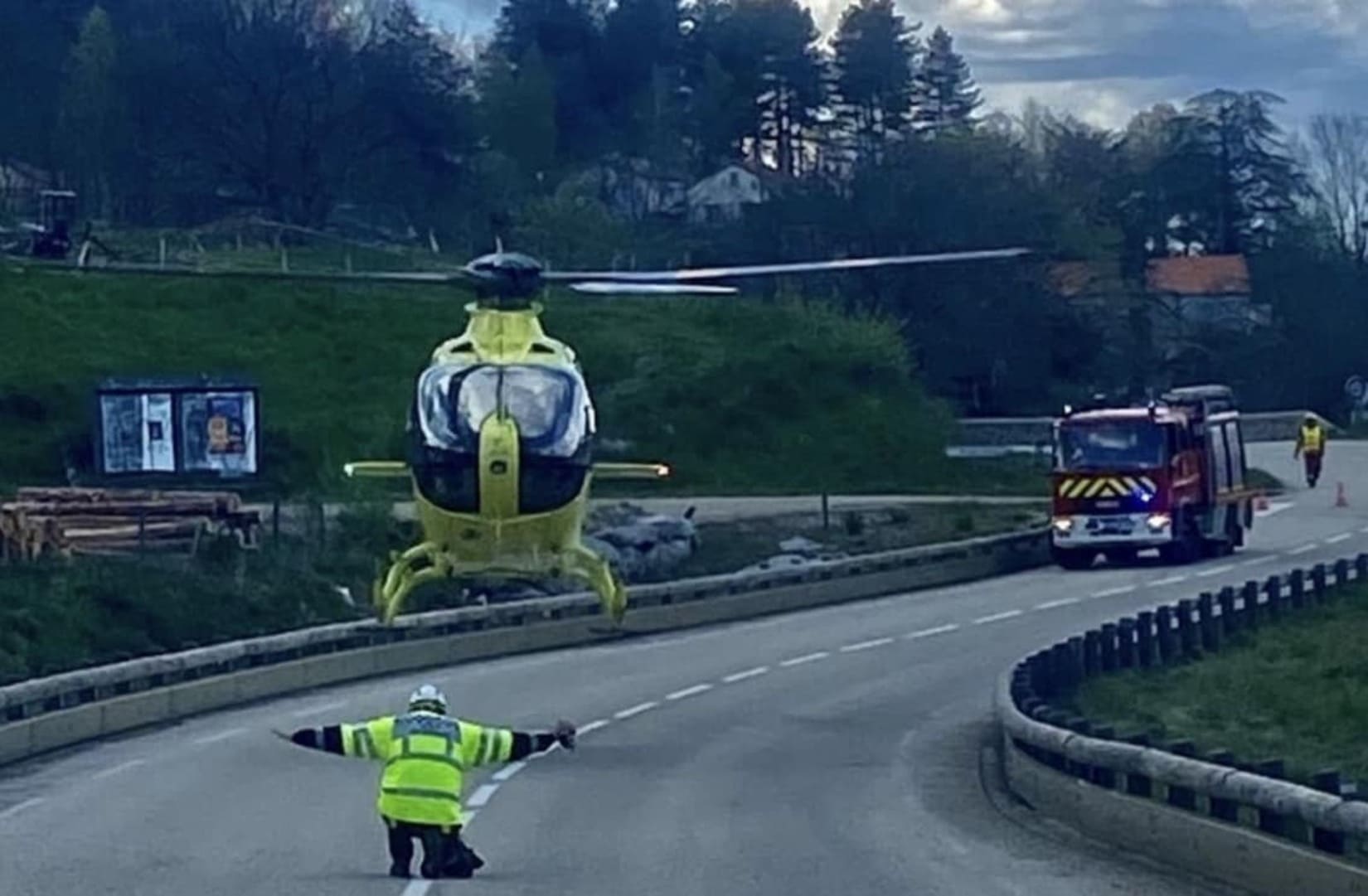 accident voiture camion cévennes Concoules Villefort décès mort