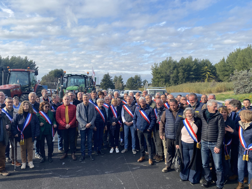 agriculteurs nimes autoroute blocage lereveildumidi1