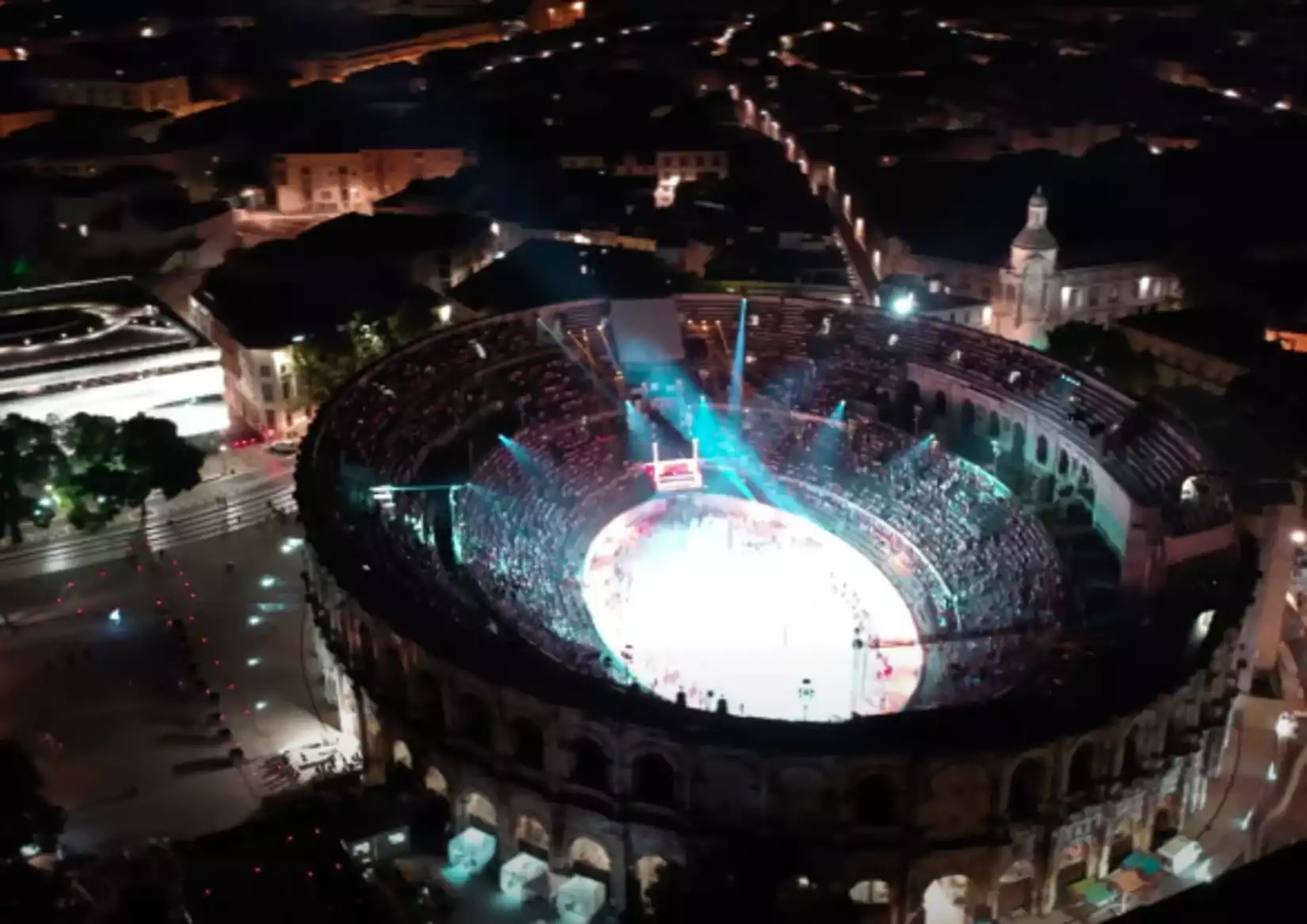 arenes de nimes tommy weber spectacle nocturne show total