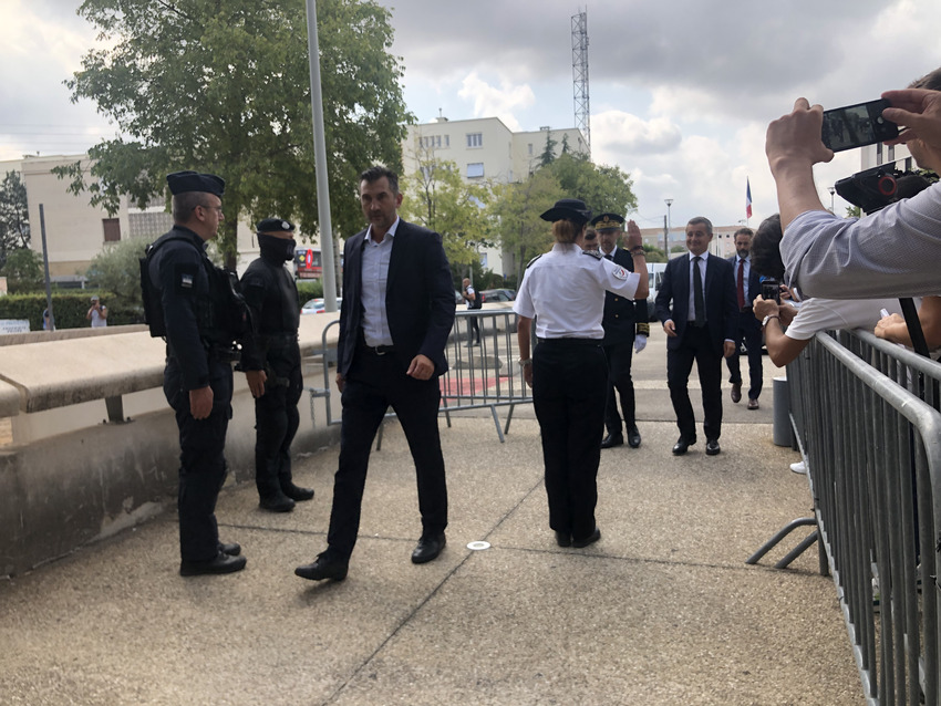 darmanin nimes fusillades coups geu lereveildumidi