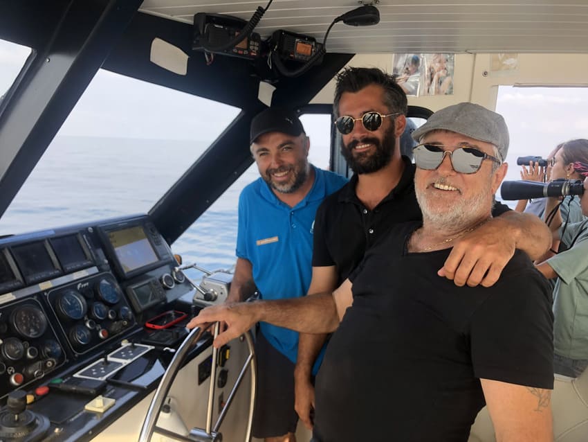 dauphins grauduroi balade prix catamaran lereveildumidi