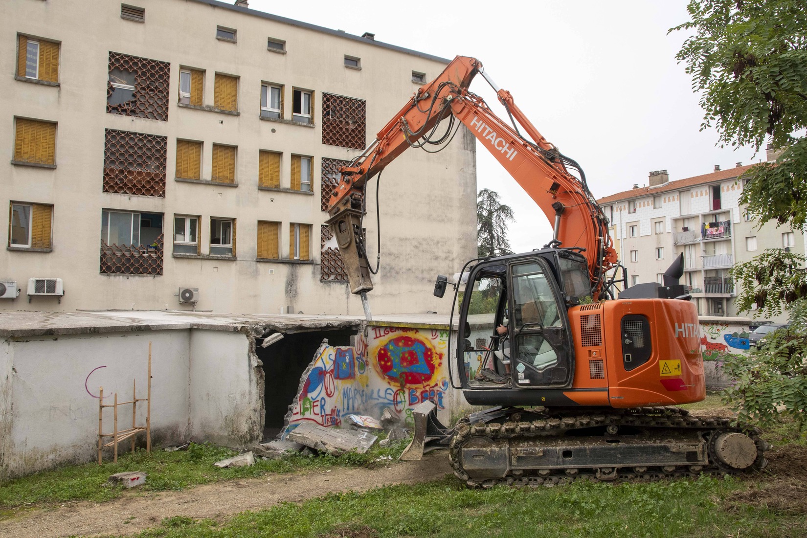 Cette démolition intervient dans le cadre du nouveau programme NPNRU de Nîmes.