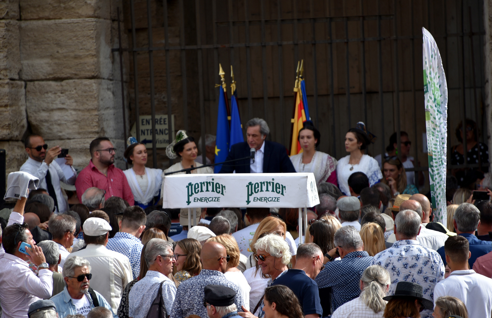 feriaduriz_arles_feria_corrida_abolition_patrickdecarolis_reveildumidi