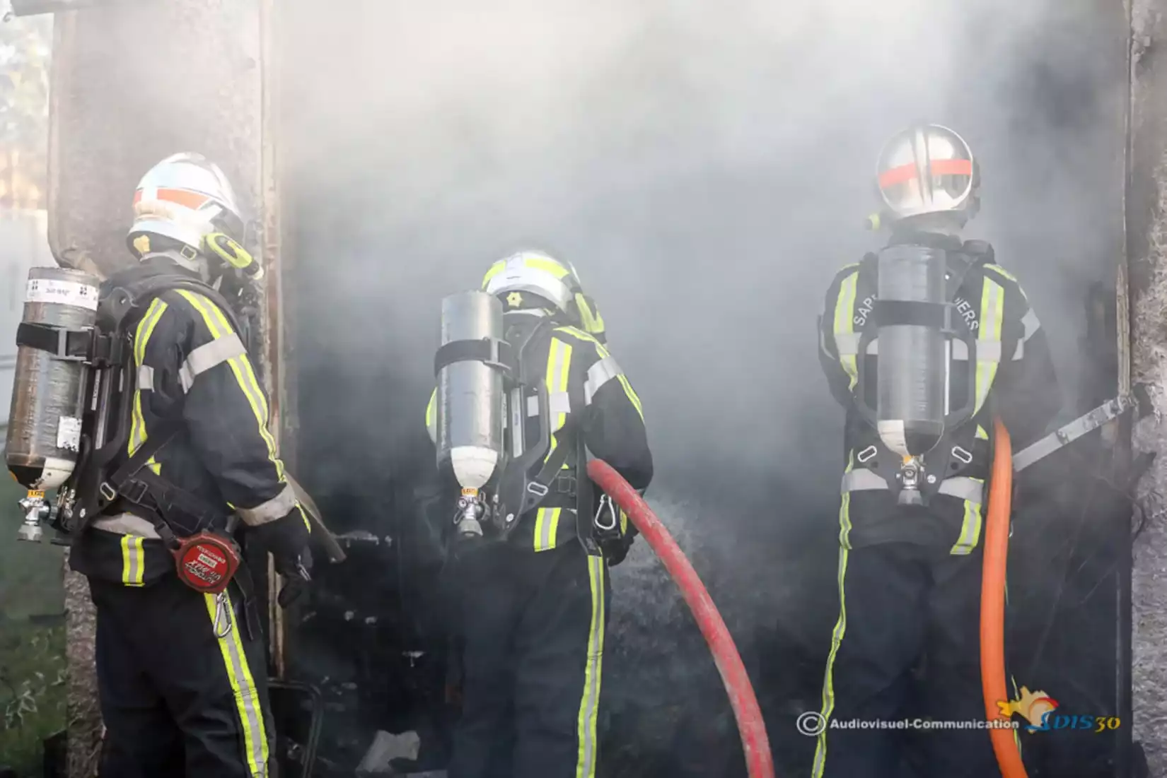 feu cave incendie Chemin bas d'Avignon Nîmes Gard