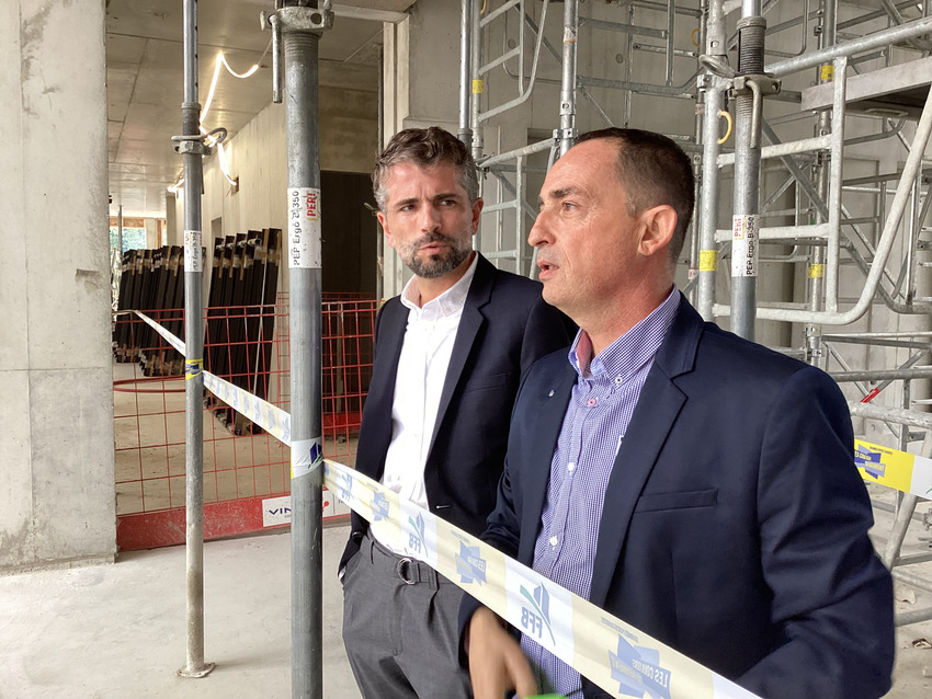 Julien Plantier, premier adjoint à la mairie de Nîmes aux côté d'Olivier Po