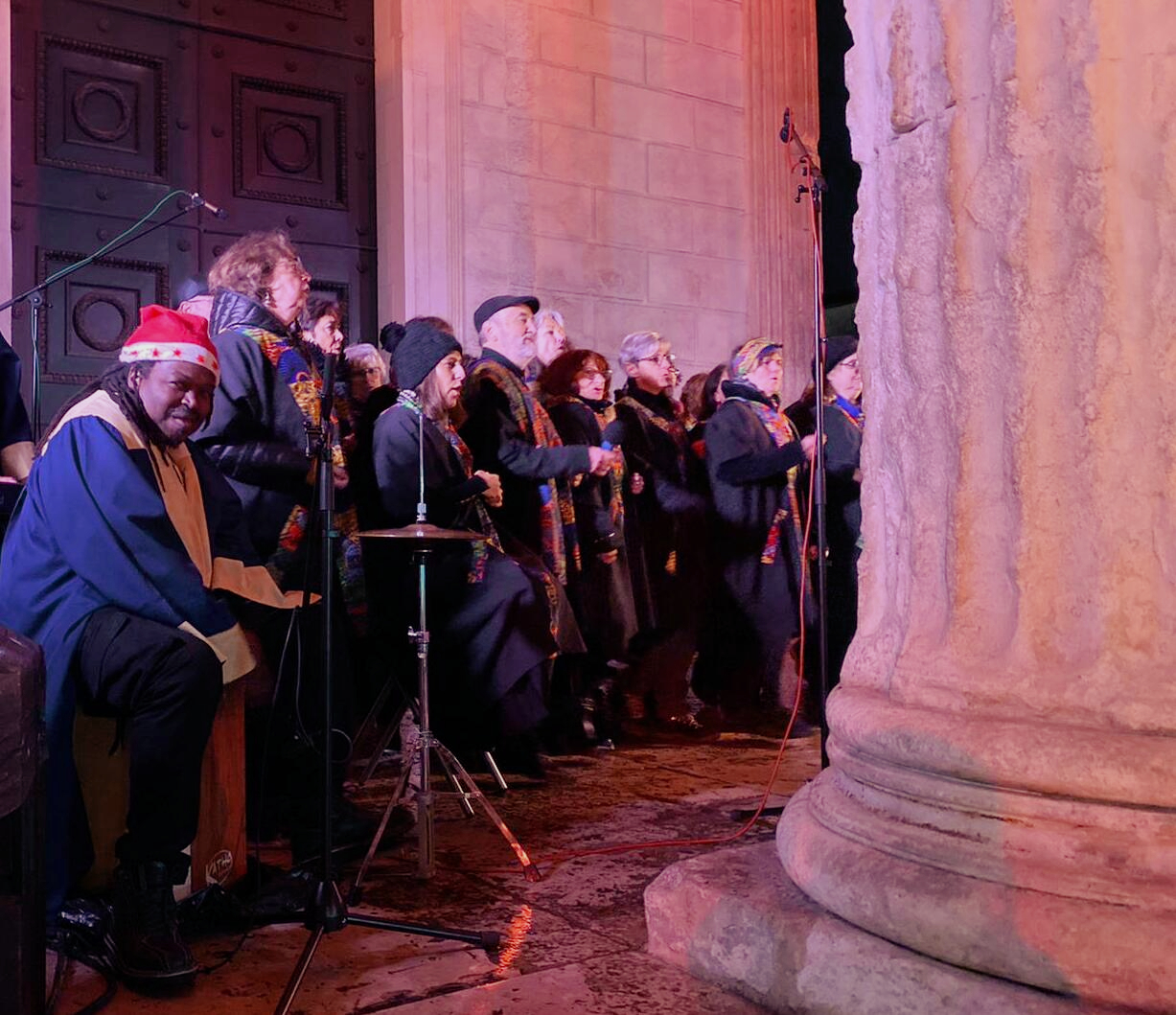 gospel_fetesdenoel_nimes_ecusson_festivites_noel_concertdegospel_reveildumidi_1.jpg