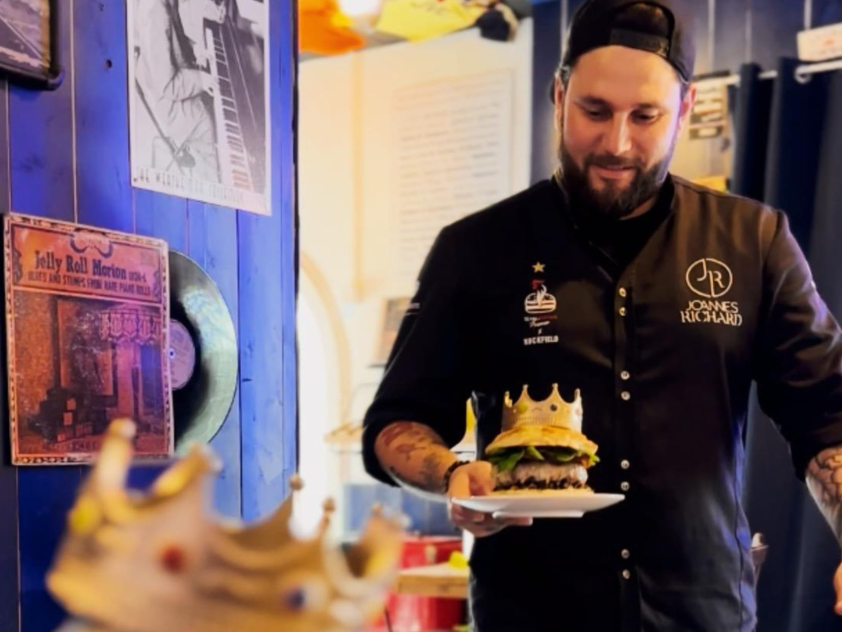 Burger galette des rois champion du monde de burger fève Joannes Richard