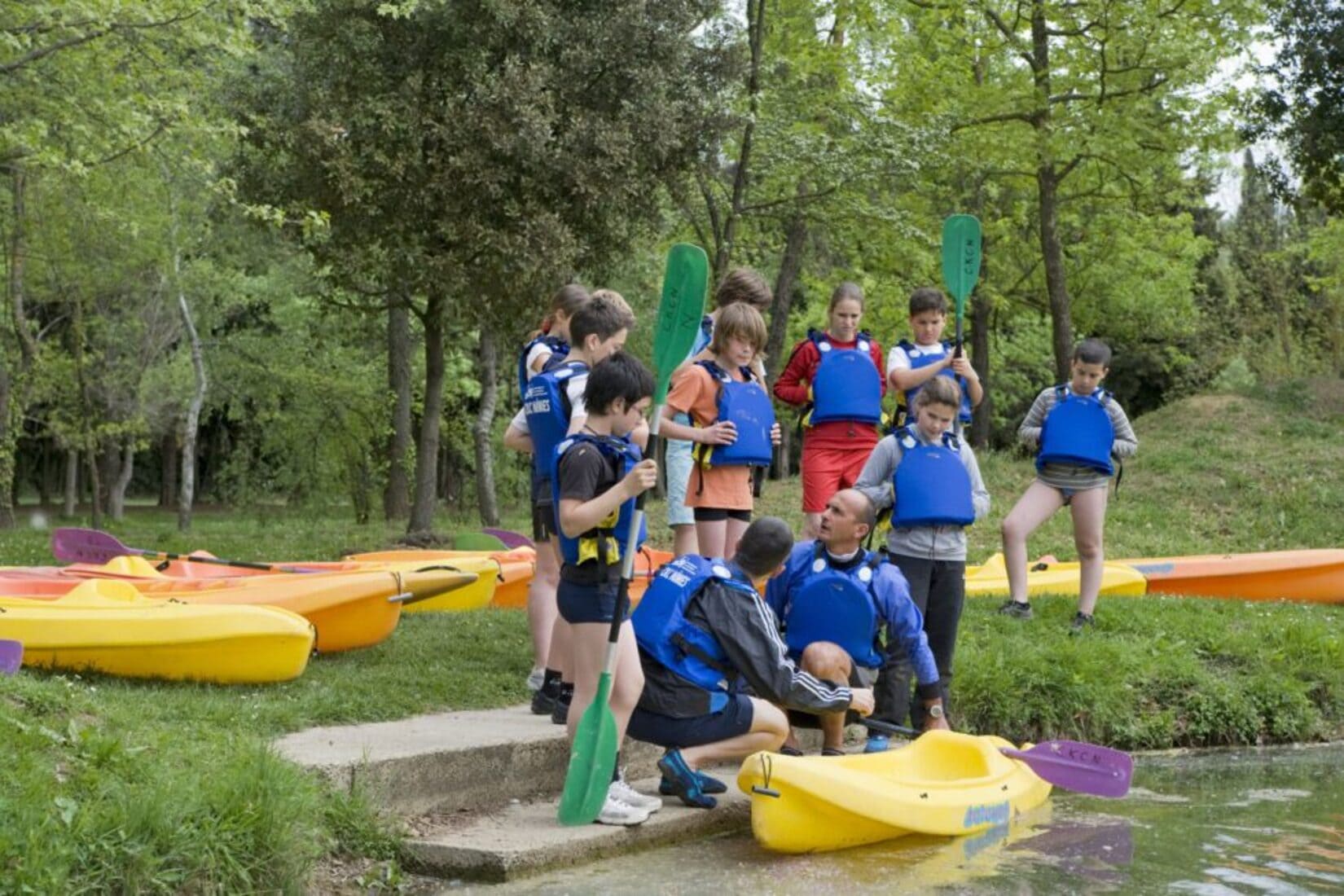 Nîmes vacances été stages aquatiques enfants 8 15 ans 