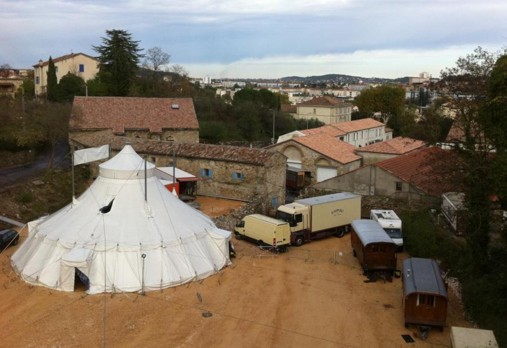 programme_cirque_printemps_verrerie_activité_jongle_enfant_alès_lereveildumidi