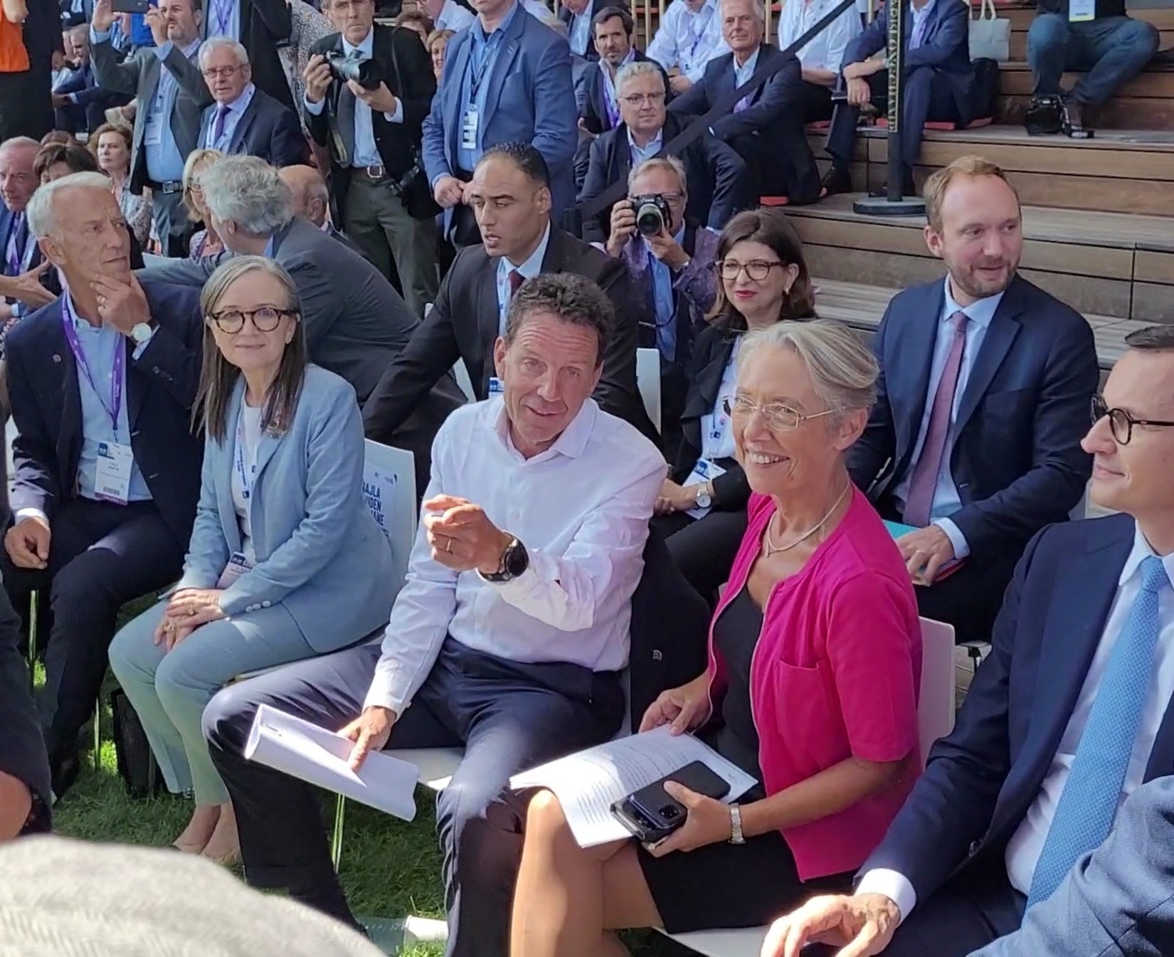 laref2022_rencontredesentrepreneursdefrance_entreprises_medef_presidentdumedef_elisabethborne_reveildumidi