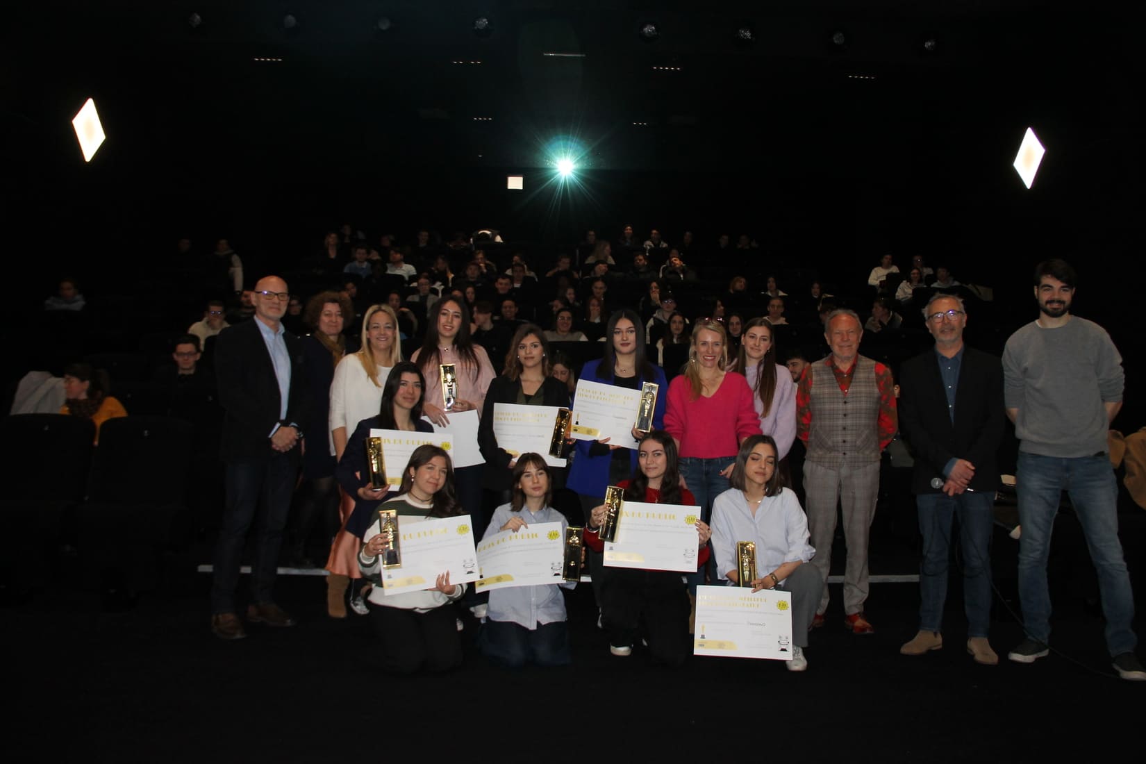 Lycée CCI gard challenge pub convaincre 6 annonceurs nimes communication bts le reveil du midi