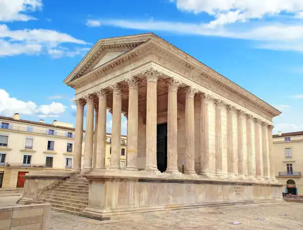 maison carrée nîmes gard candidature unesco