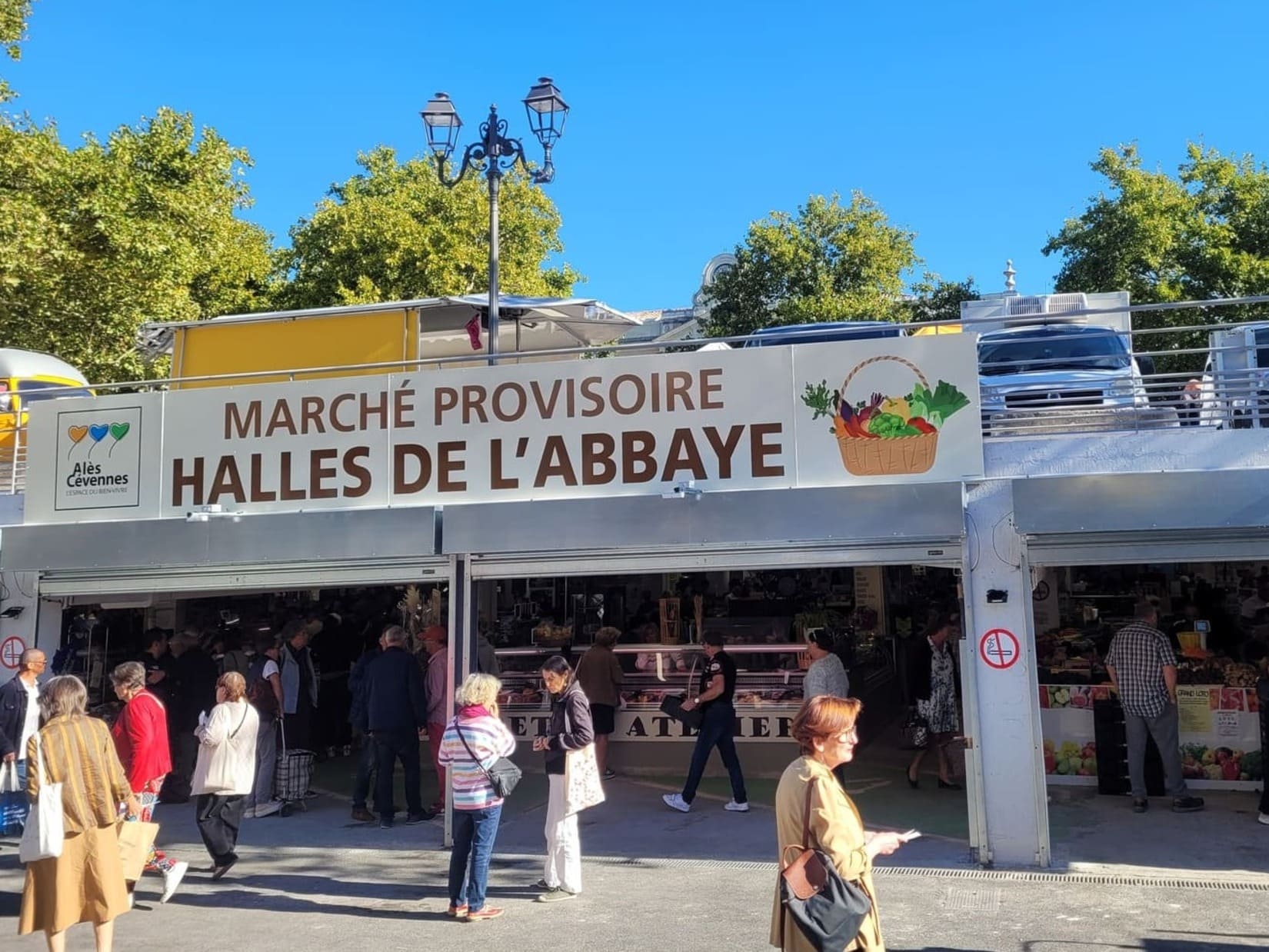 marché provisoire de l'abbaye Alès