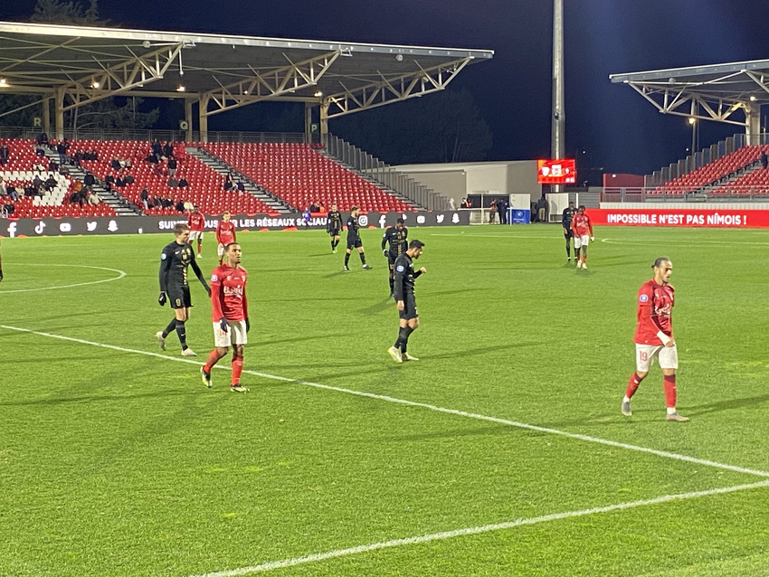 Supporters Nîmes Appel Soutien Gard Football Olympique