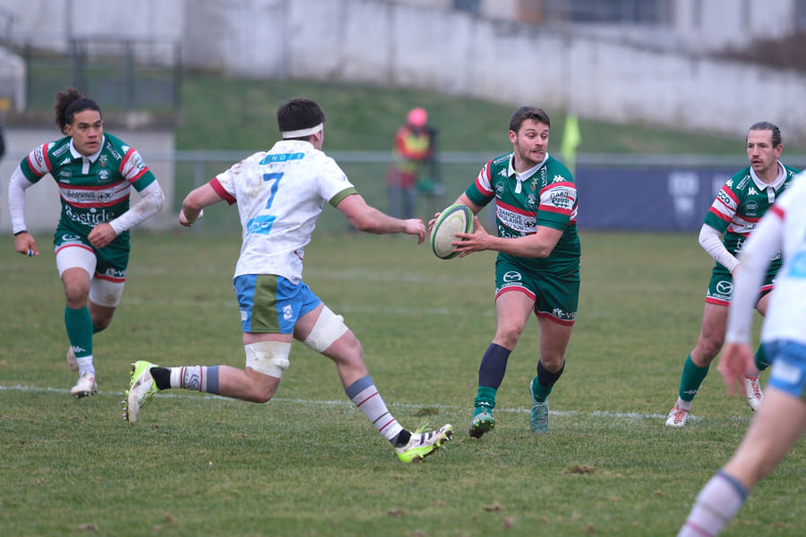 nimes_stade_métro_rugby.jpg