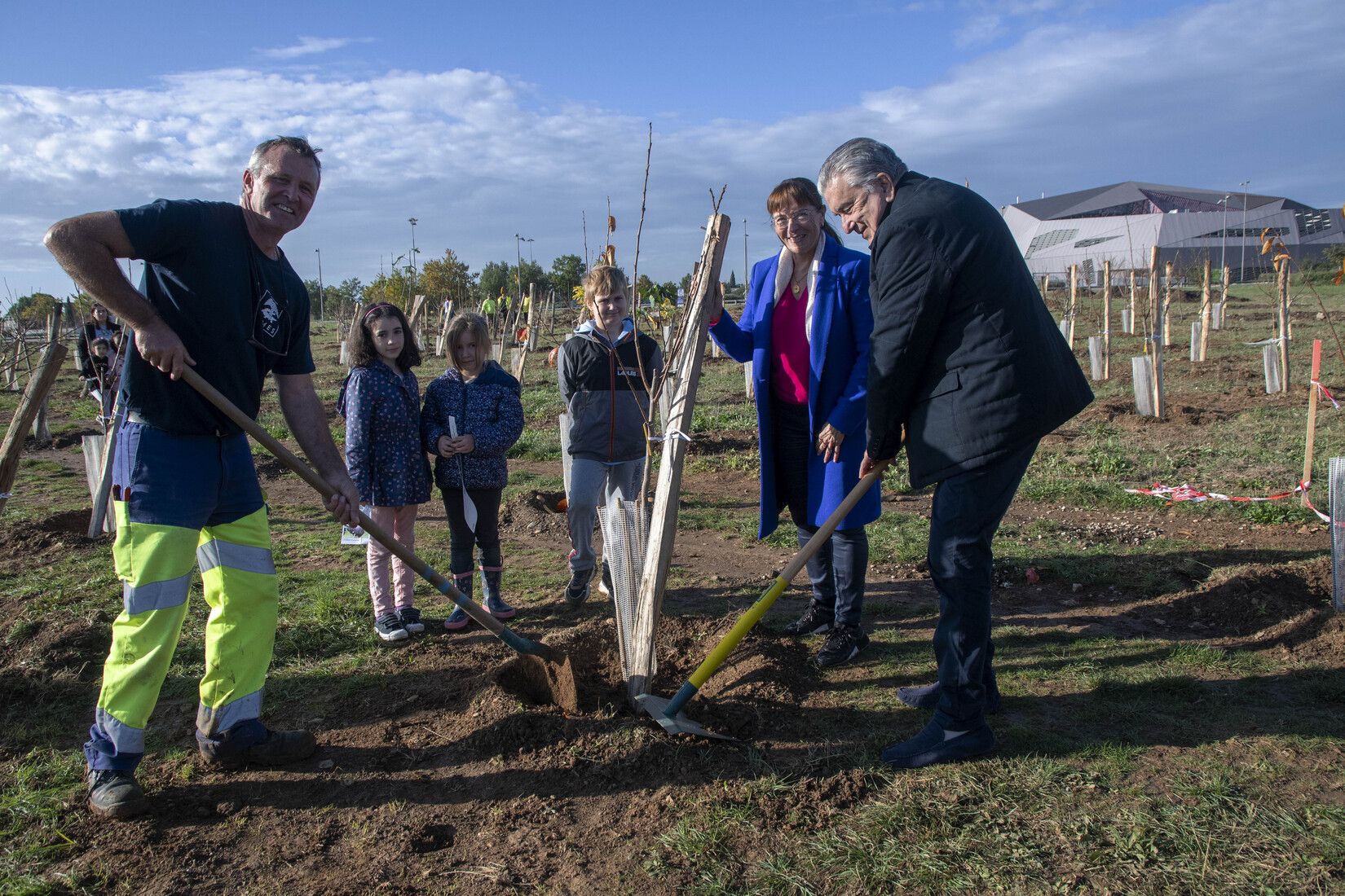 foretdesenfants_nimes_ecoles_eleves_environnement_plantation-aerodromenimes-courbessac_nimes_reveildumidi