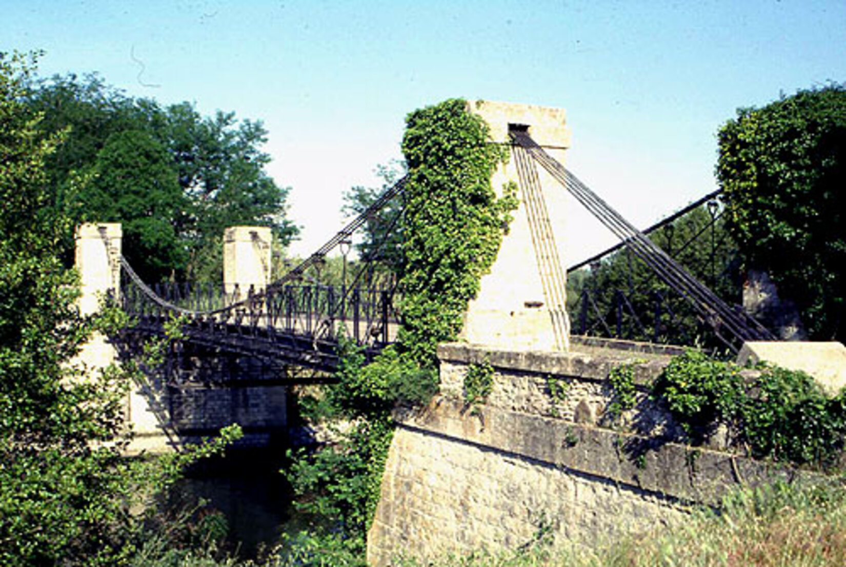 pont-de-roquemaure_1.jpeg