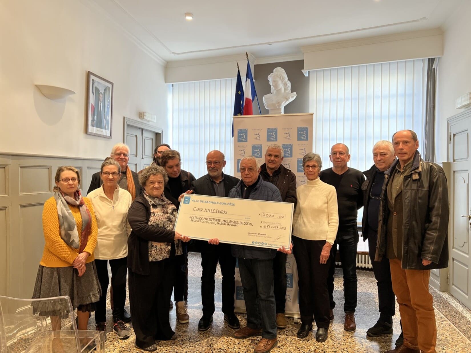 remise_chèque_association_caritatives_bagnols_sur_cèze_le_réveil_du_midi_gard