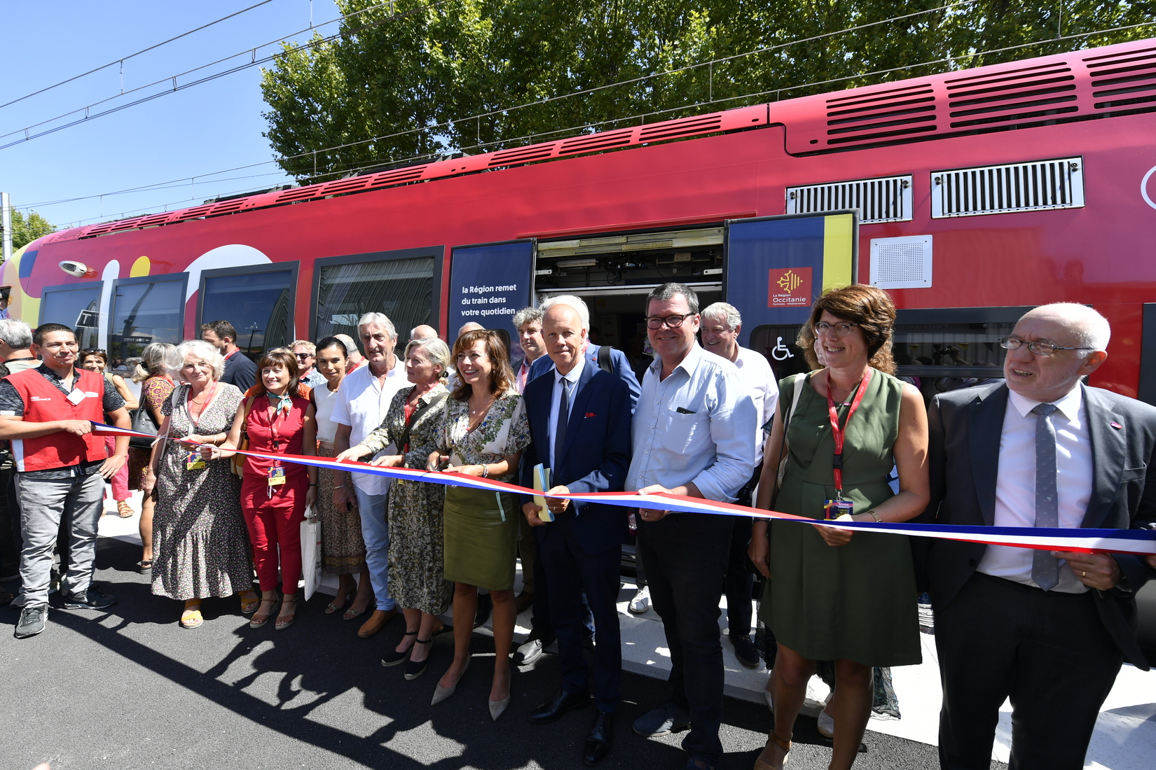 rivedroitedurhone_lignedetrain_inauguration_sncf_caroledelga_bagnols_transports_reveildumidi