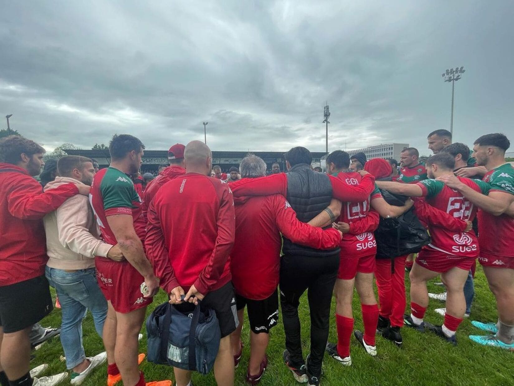 rugby club nîmois défait vienne nationale