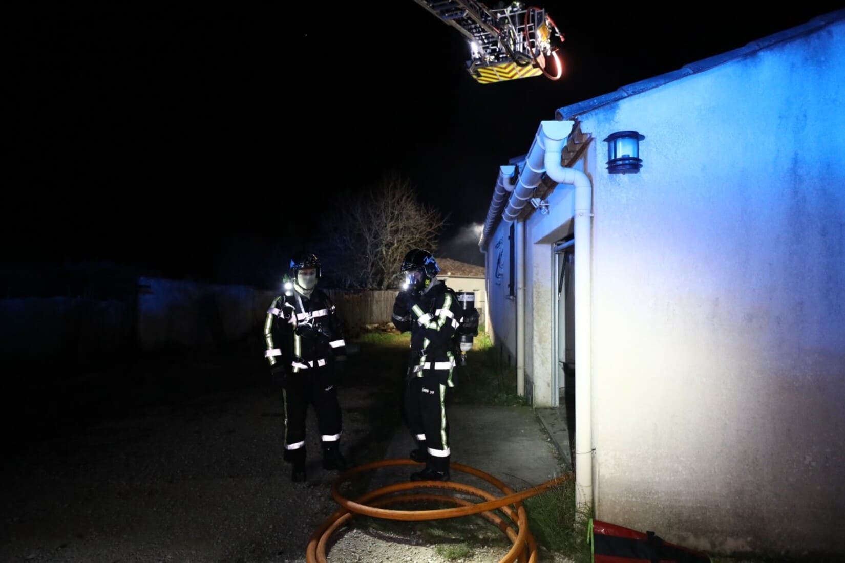 sapeurs_pompiers_du_gard_incendie_maison_euzet_le_reveil_du_midi