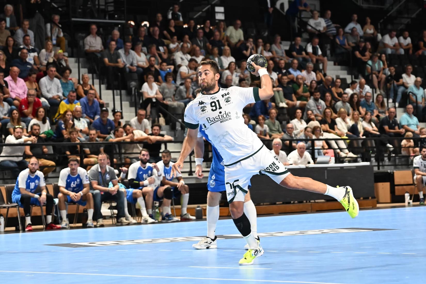 Dijon usam nimes gard victoire à l'extérieur handball