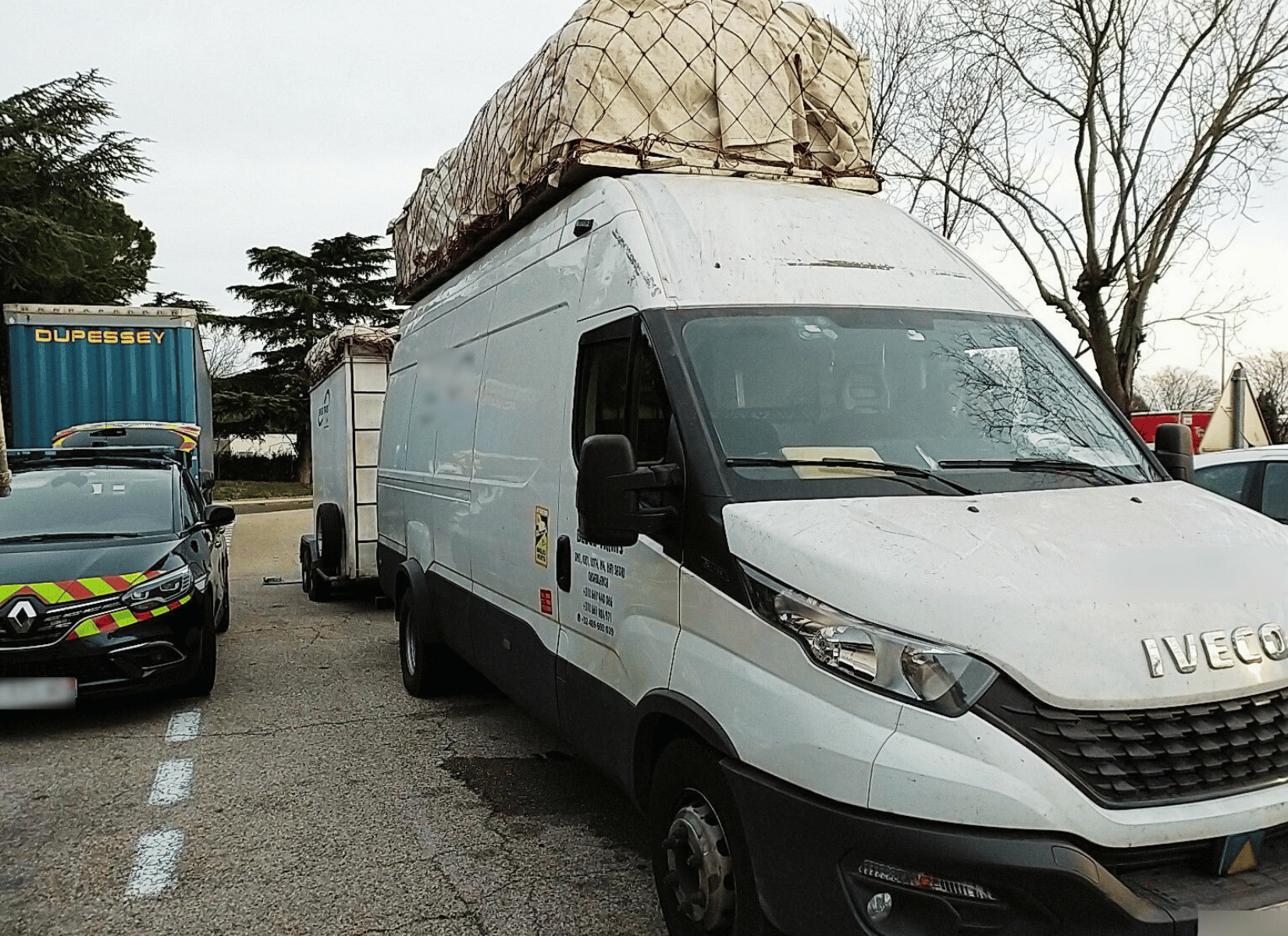 Autoroute Arrestation Nîmes Gard Voiture Camion Trajet Surcharge Véhicule