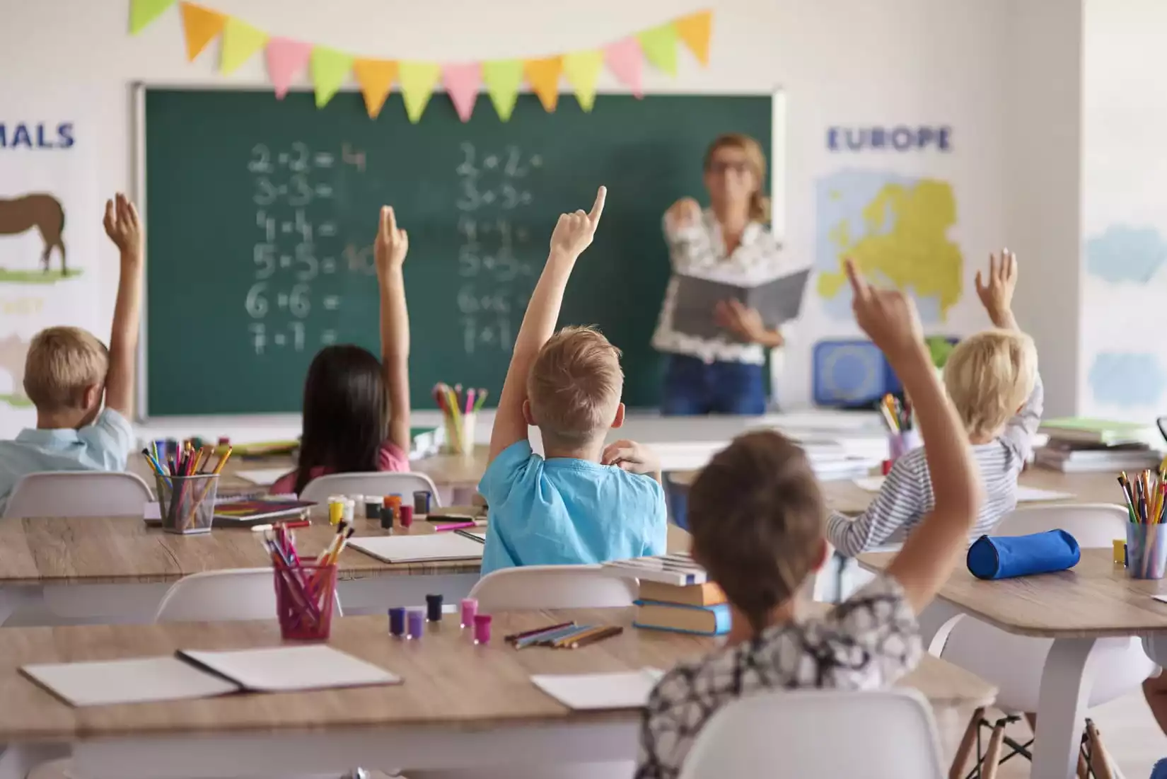 carole delga éducation école retour 4.5jours moins de vacances réforme